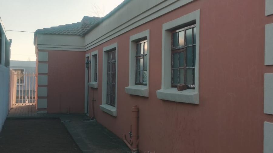 3 Bedroom Property for Sale in Mandela View Free State